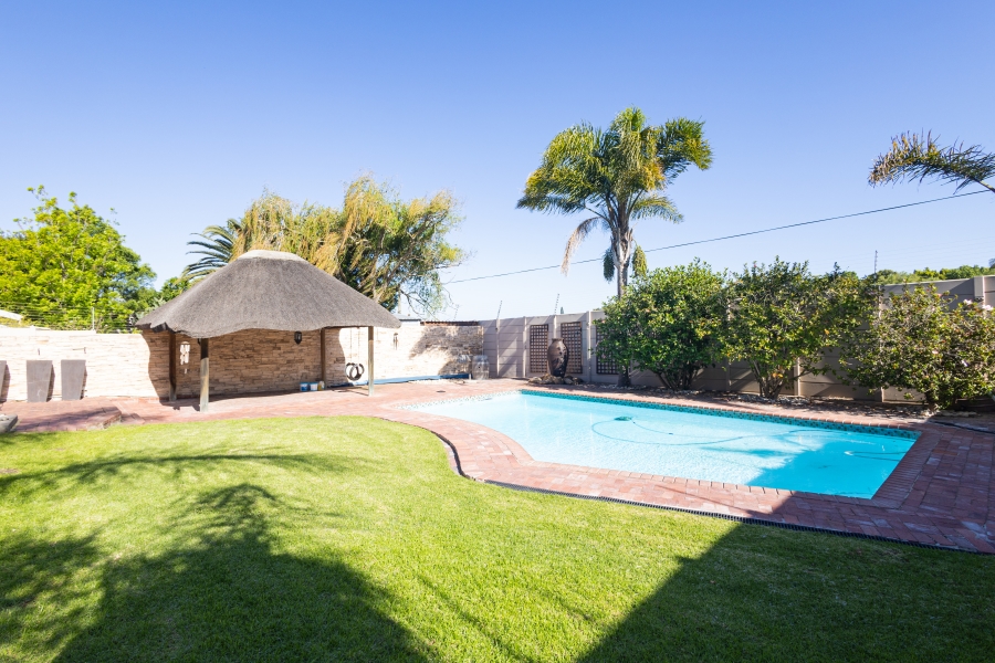 4 Bedroom Property for Sale in Eversdal Western Cape